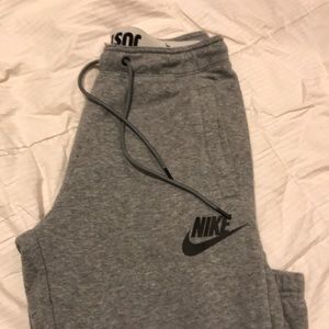 Nike Sweatpants